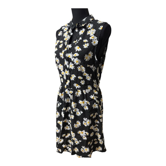 H&M Black and White Sleeveless Sundress with Notched Collar - Picture 3 of 5